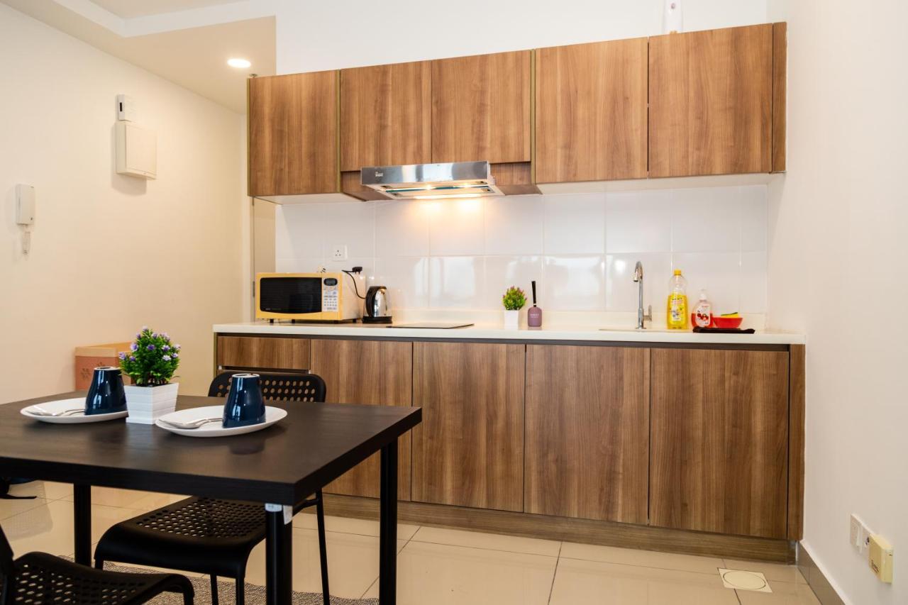 Studio Units At Pacific Tower Near Jaya One By Comfyasia Петалінг-Джая Екстер'єр фото