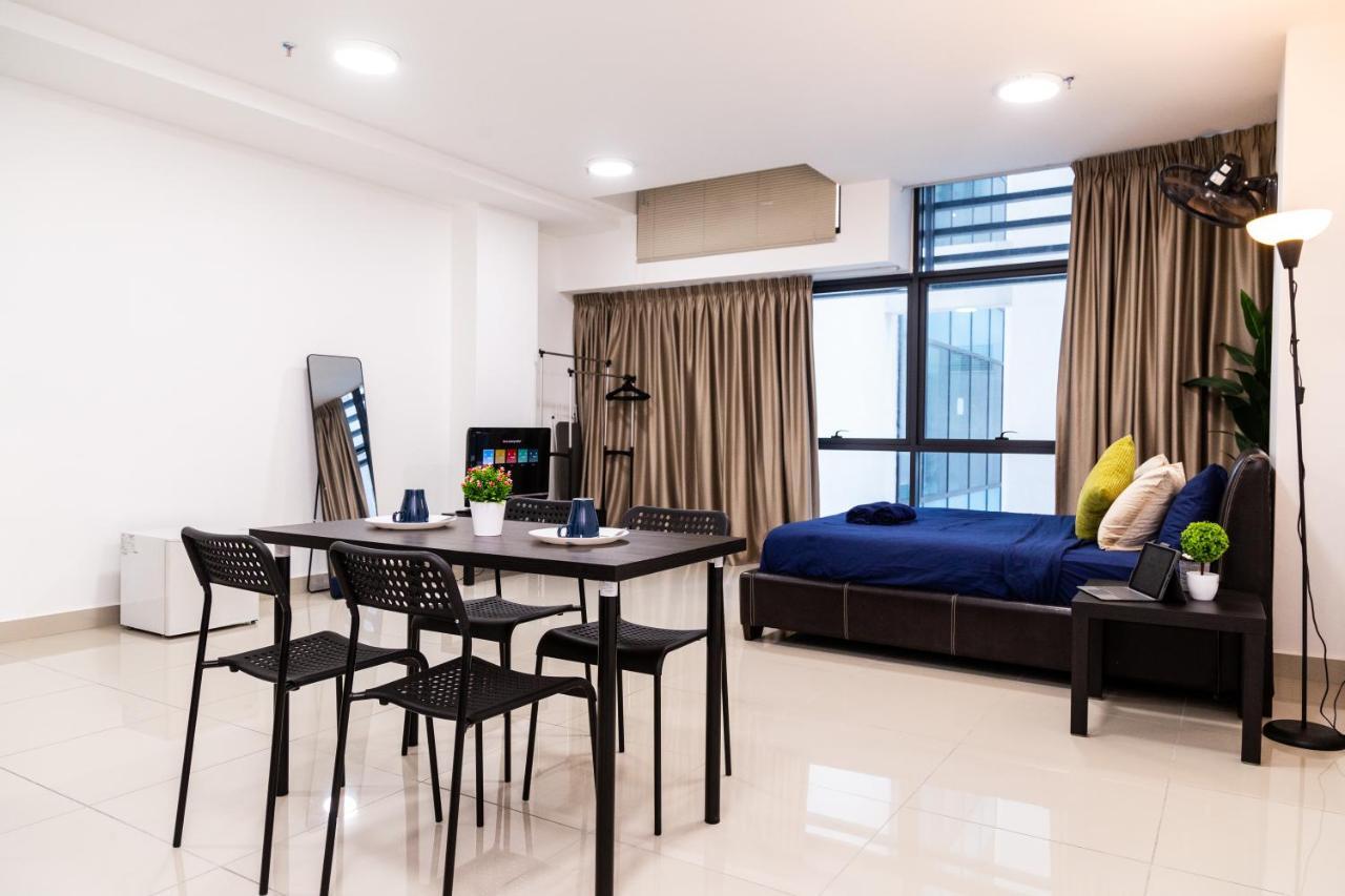 Studio Units At Pacific Tower Near Jaya One By Comfyasia Петалінг-Джая Екстер'єр фото