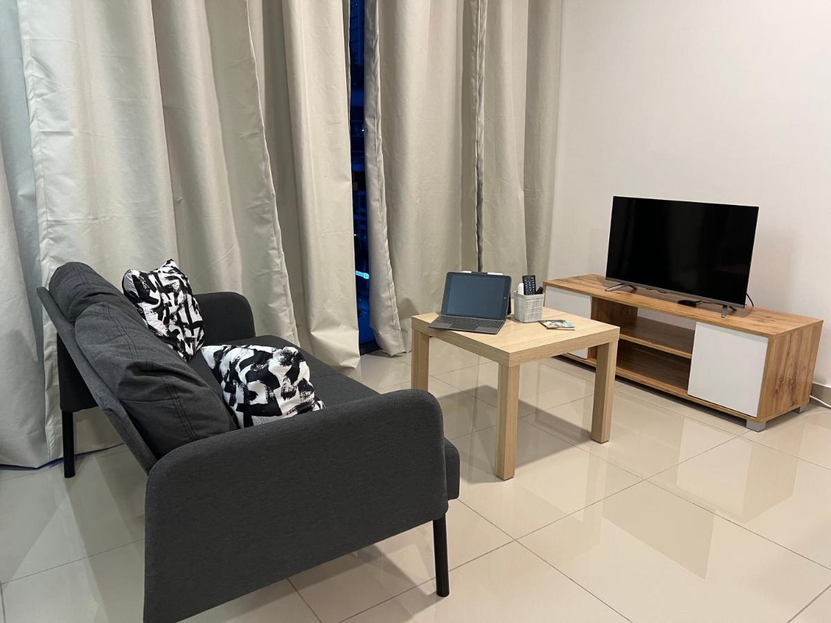 Studio Units At Pacific Tower Near Jaya One By Comfyasia Петалінг-Джая Екстер'єр фото
